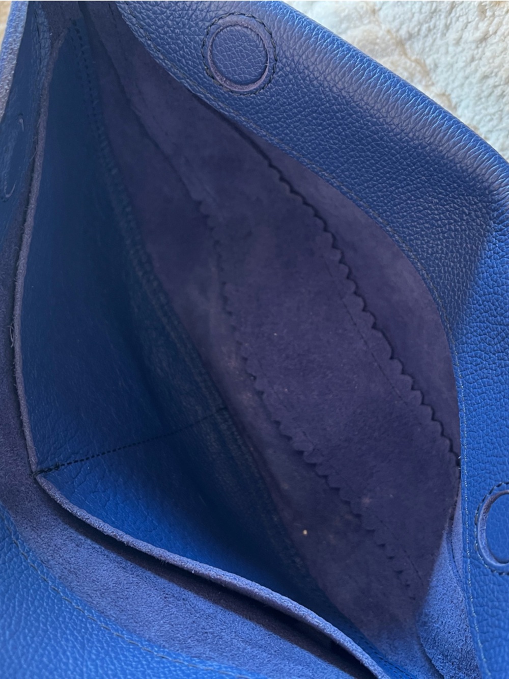 Portland Leather Royal Blue Crossbody Sling Bag - Picture 3 of 8